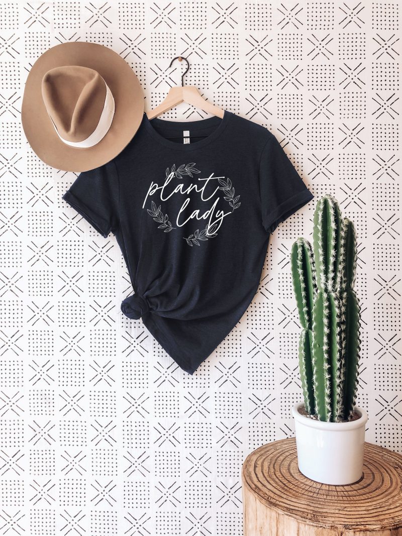 plantladytshirt 2d08e544 f785 4dc5 adbc e99e22164db5